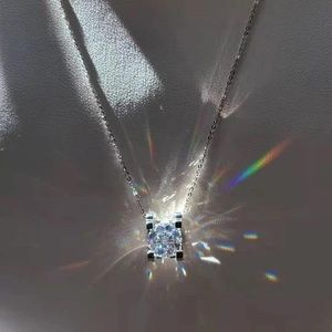 Solid 18k gold 3c moissanite necklace